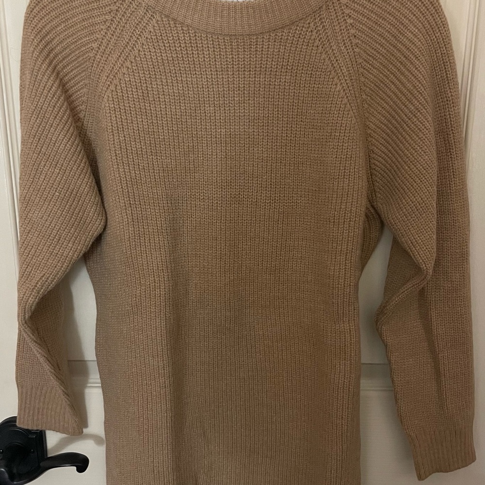 Petal & Pup Long Sleeve Sweater Size M